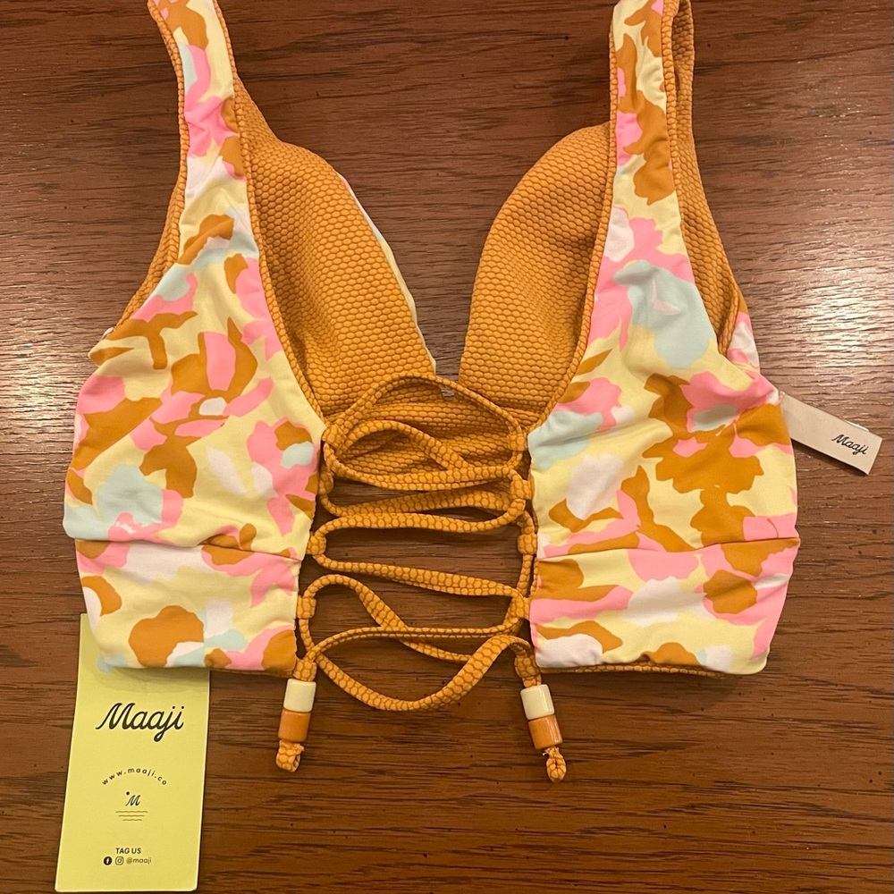 Reversible Maaji bikini top. - Picture 3 of 5